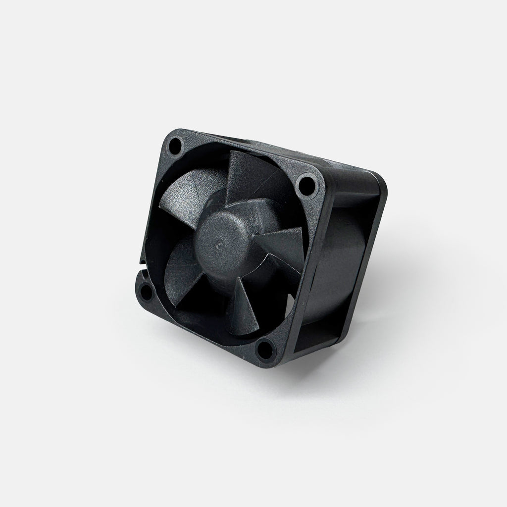 Bitaxe BackFan Upgrade – 40 mm Arctic PWM 4-Pin Power for Gamma Cooling